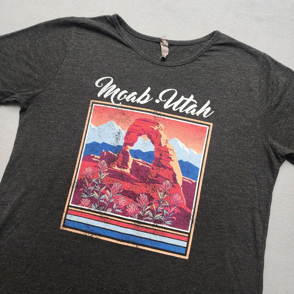 Moab Utah Arches National Park Graphic‎ Tee Charcoal Heather Grey L